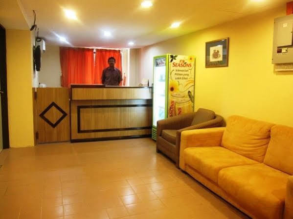 Hotel Surya Palace Kuala Lumpur Zewnętrze zdjęcie